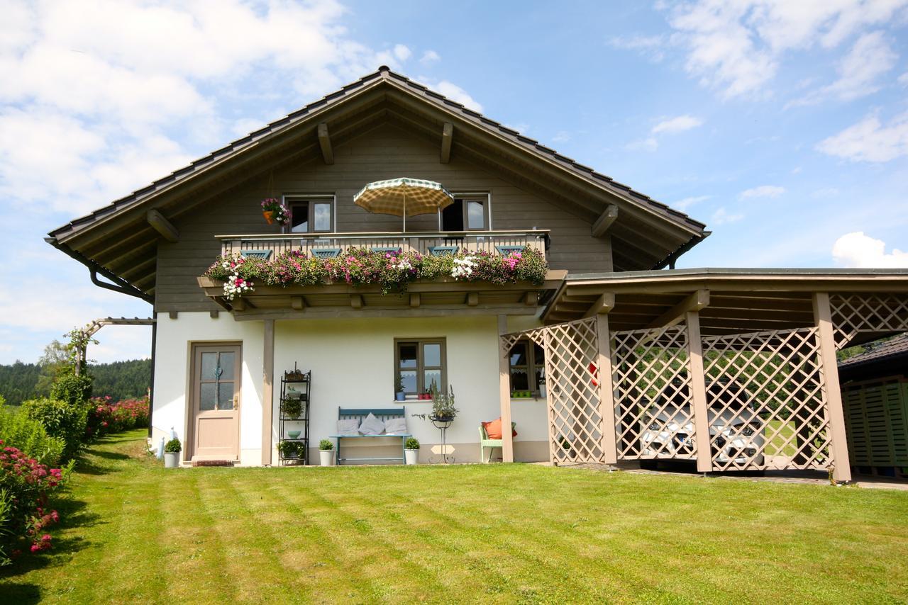 Ferienhaus Und Ferienwohnungen Holzapfel Geiersthal ภายนอก รูปภาพ